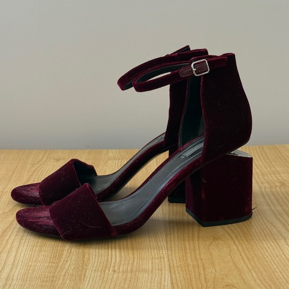Alexander Wang Velvet Ankle Strap Block Heels Wine Red 40 - Picture 1 of 8